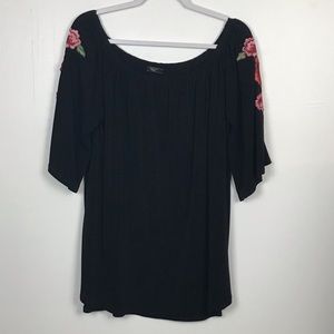 VERAROSE Blouse Black Off Shoulder Floral Rose Embroidery 24" pit to pit